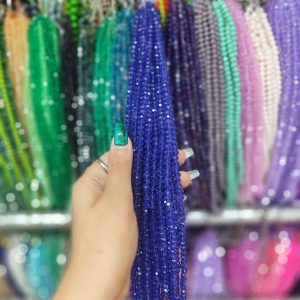 مهره کریستال تراش سایز 6 رنگ آبی کاربنی شیشه ای(ریسه ای)