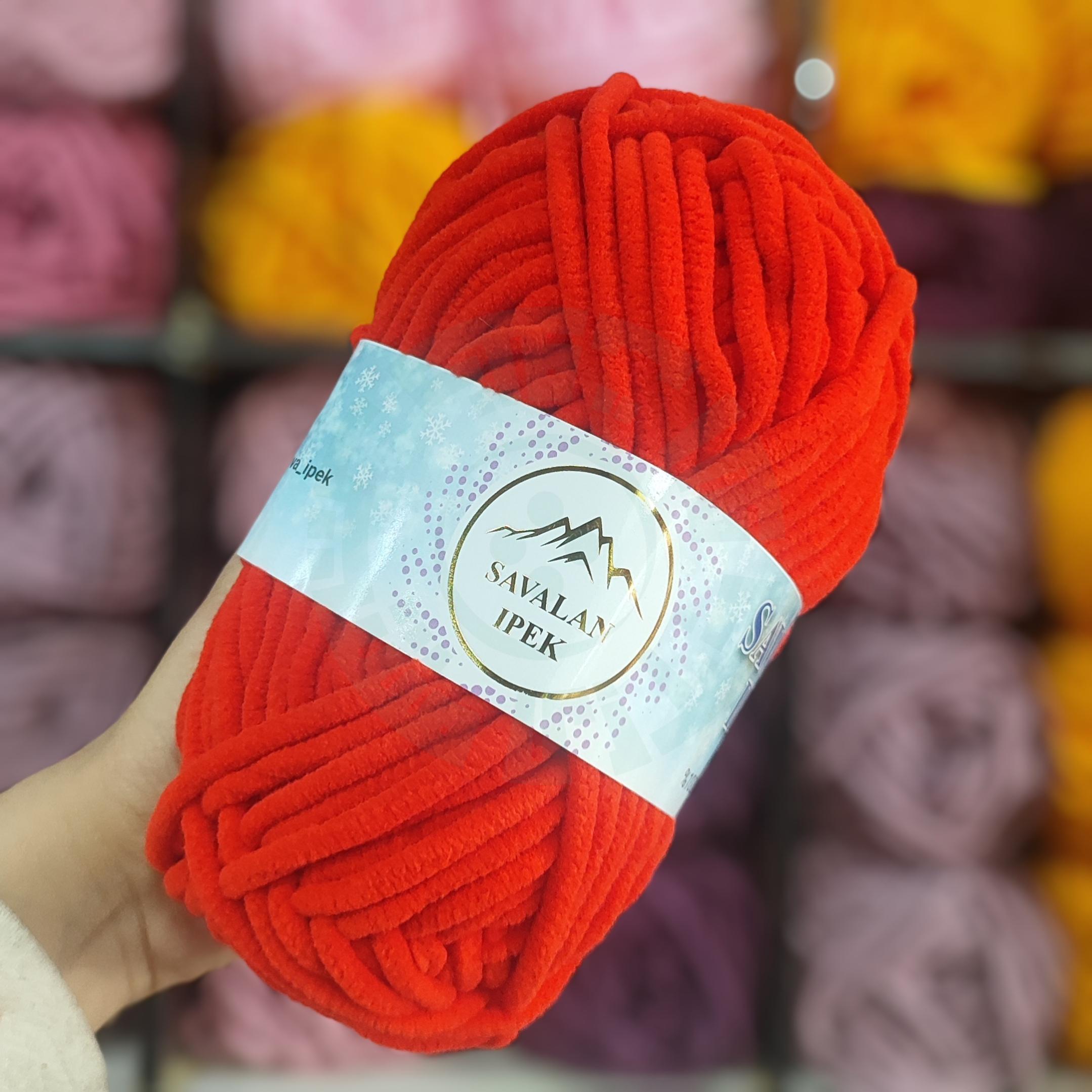 کاموا مخمل سالاوان رنگ قرمز (100گرمی)