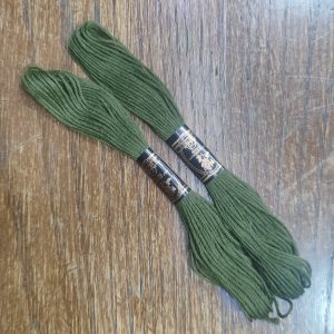 نخ گلدوزی (کوبلن دوزی) رنگ سبز سدری