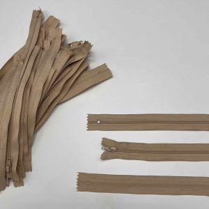 زیپ 20سانت معمولی دنده 4 رنگ کرم کد335 (بسته100عددی)