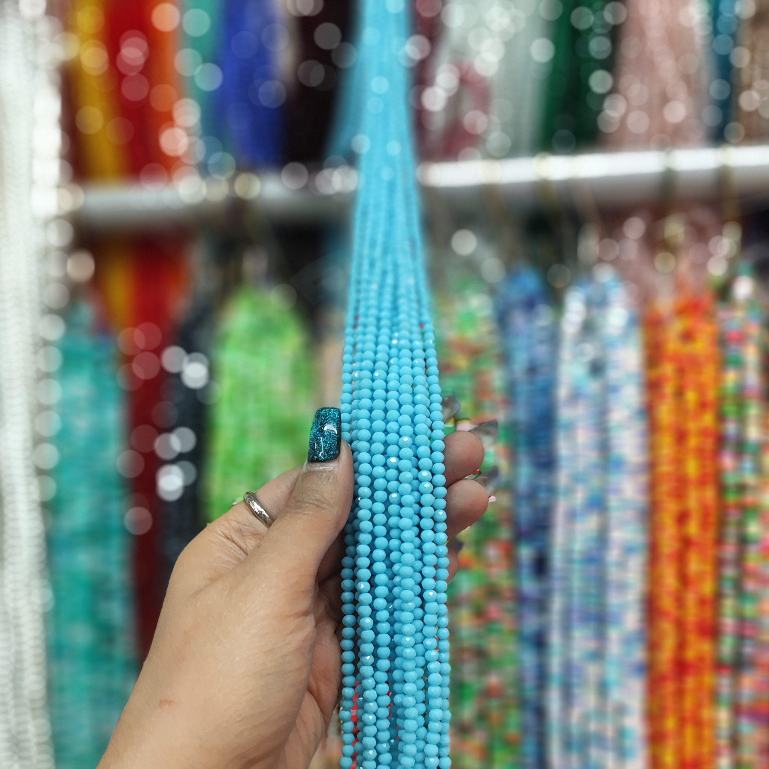 مهره کریستال تراش سایز 4 رنگ آبی فیروزه ای مات (ریسه ای)